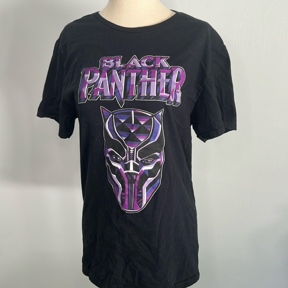 Marvel Black Panther T-shirt sz Medium